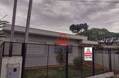 Vende casa jd. petrópolis, próximo arel, 174m2 5dormitórios 2suítes - r$ 745.000,00
