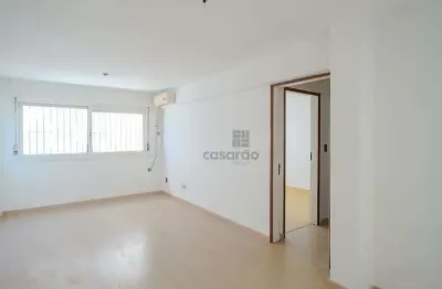 Apartamento com 1 quarto para alugar no Centro, Pelotas 