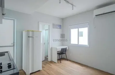 Kitnet / Stúdio para alugar no Centro, Pelotas 