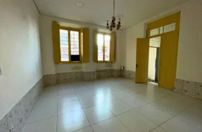 Casa comercial para alugar no Centro, Pelotas 