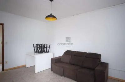 Apartamento com 2 quartos para alugar no Centro, Pelotas 