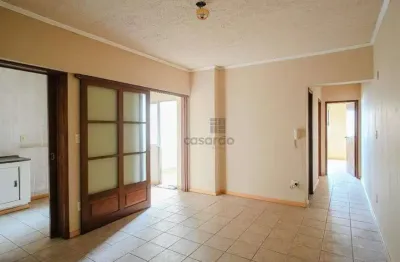 Apartamento com 2 quartos para alugar no Centro, Pelotas 