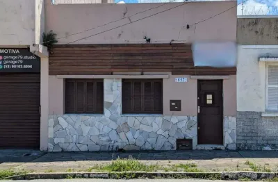 Casa comercial para alugar no Centro, Pelotas 