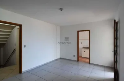 Apartamento com 2 quartos para alugar no Centro, Pelotas 