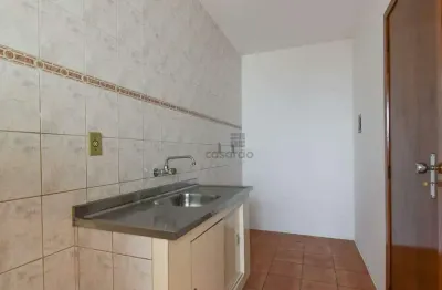 Apartamento com 2 quartos para alugar no Centro, Pelotas 