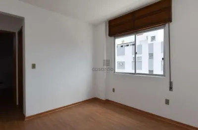 Apartamento com 1 quarto para alugar no Centro, Pelotas 