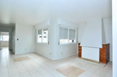 Apartamento com 2 quartos para alugar no Centro, Pelotas 