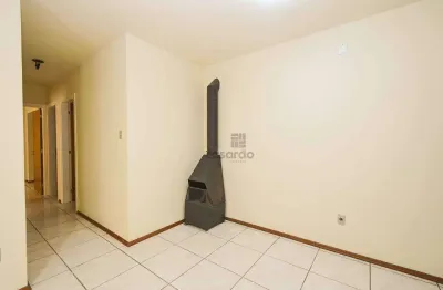 Apartamento com 3 quartos para alugar no Centro, Pelotas 