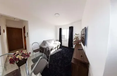 Apartamento com 2 quartos para alugar no Centro, Pelotas 