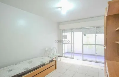 Kitnet / Stúdio para alugar no Centro, Pelotas 