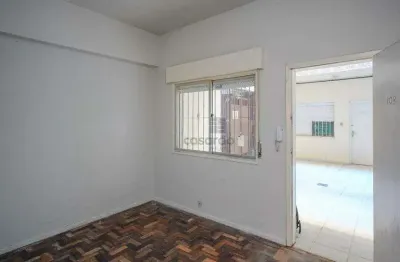 Apartamento com 1 quarto para alugar no Centro, Pelotas 