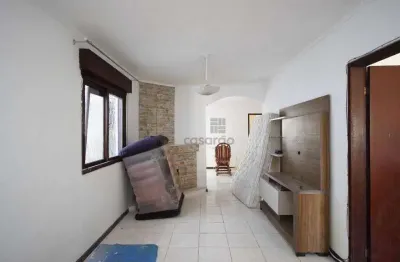 Casa com 3 quartos para alugar no Laranjal, Pelotas 