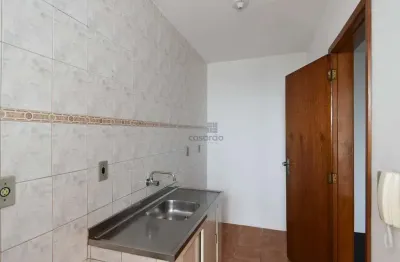 Apartamento com 2 quartos para alugar no Centro, Pelotas 