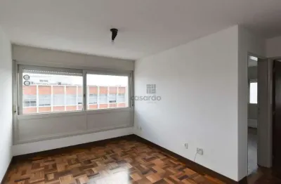 Apartamento com 2 quartos para alugar no Centro, Pelotas 