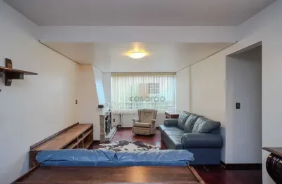 Apartamento com 2 quartos para alugar no Centro, Pelotas 