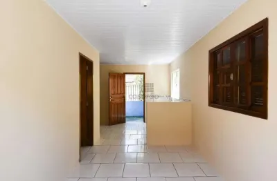 Casa com 1 quarto para alugar no Centro, Pelotas 