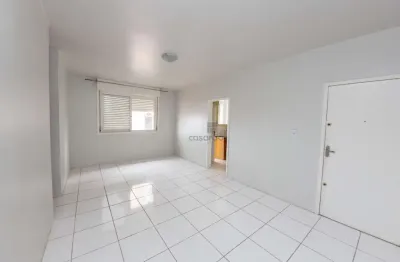 Apartamento com 2 quartos para alugar no Centro, Pelotas 