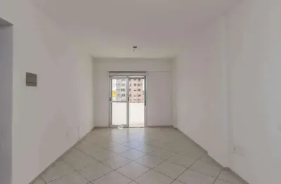 Apartamento com 2 quartos para alugar no Centro, Pelotas 