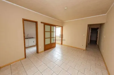 Apartamento com 2 quartos para alugar no Centro, Pelotas 
