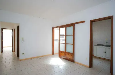 Apartamento com 2 quartos para alugar no Centro, Pelotas 