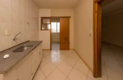 Apartamento com 2 quartos para alugar no Centro, Pelotas 