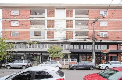 Apartamento com 2 quartos para alugar no Centro, Pelotas 