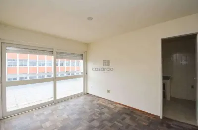 Apartamento com 2 quartos para alugar no Centro, Pelotas 