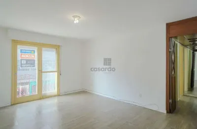 Apartamento com 2 quartos para alugar no Centro, Pelotas 