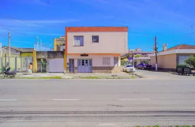 Casa com 3 quartos para alugar no Centro, Pelotas 