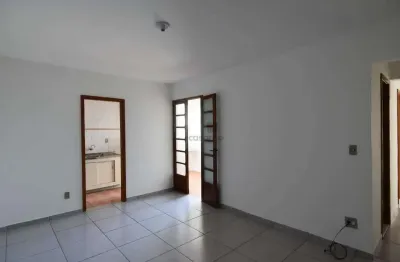 Apartamento com 2 quartos para alugar no Centro, Pelotas 