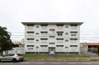 Apartamento com 3 quartos para alugar no Centro, Pelotas 