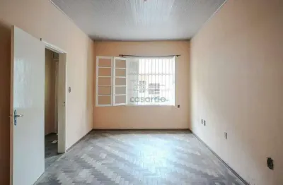 Casa com 2 quartos para alugar no Centro, Pelotas 