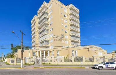 Apartamento com 3 quartos para alugar no Areal, Pelotas 