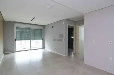 Apartamento com 2 quartos para alugar no Centro, Pelotas 