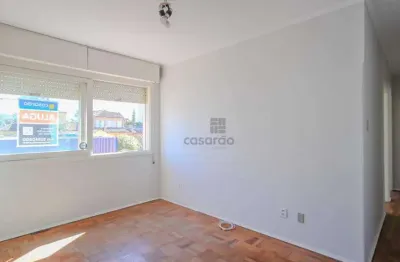Apartamento com 3 quartos para alugar no Centro, Pelotas 