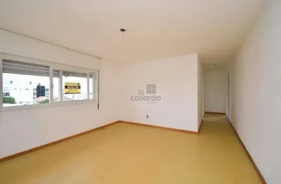 Apartamento com 3 quartos para alugar no Três Vendas, Pelotas 