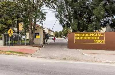 Apartamento com 2 quartos para alugar no Três Vendas, Pelotas 