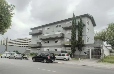 Apartamento com 2 quartos para alugar no Três Vendas, Pelotas 