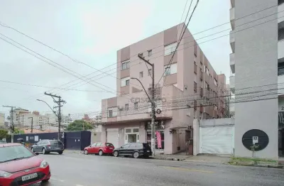 Apartamento com 2 quartos para alugar no Centro, Pelotas 