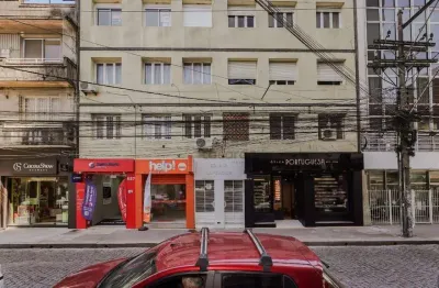 Apartamento com 1 quarto para alugar no Centro, Pelotas 