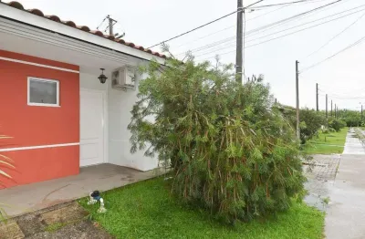 Casa em condomínio fechado com 2 quartos para alugar no Três Vendas, Pelotas 