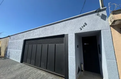 Casa no santa mônica com suíte e closet — de r$850 mil por r$620 mil