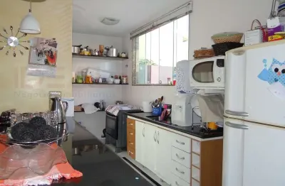Casa com 4 quartos à venda na Rua Maria Ignês dos Santos, 37, Parque Aurora, Campos dos Goytacazes