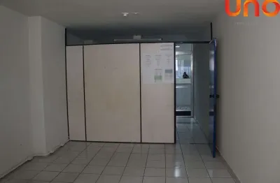 Ponto comercial para alugar na Rua José Evaldo Carneiro da Silva, 13, Centro, Campos dos Goytacazes