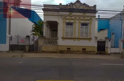 Casa de patrimônio histórico em ótimo estado de conservação no centro  -  campos dos goytacazes