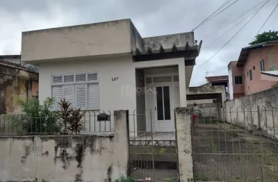 Casa com 3 quartos à venda na Rua Domingos Viana, 527, Parque Turf Club, Campos dos Goytacazes