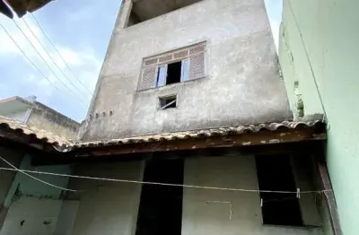 Casa com 4 quartos à venda na Rua Carlos Lacerda, 182, Centro, Campos dos Goytacazes
