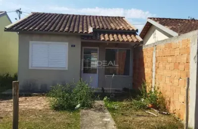 Casa à venda na Rua Jorge Braga, 35, Donana, Campos dos Goytacazes