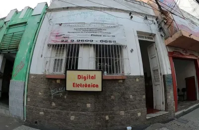 Casa com 3 quartos à venda na Rua Doutor Gesteira Passos, 40, Centro, Campos dos Goytacazes