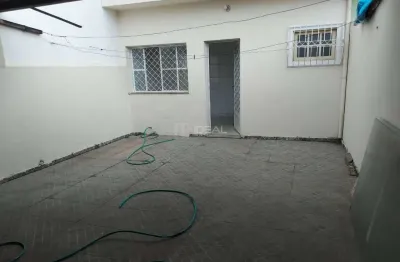 Casa com 2 quartos à venda na Avenida Mário Manhães de Andrade, 140, Parque Aurora, Campos dos Goytacazes